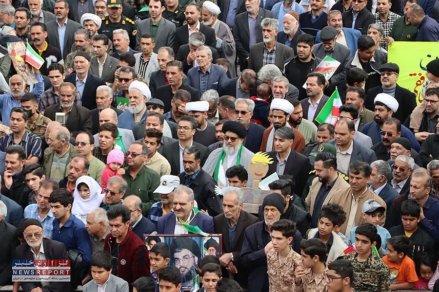 صحنه‌های حضور پرشور مردم  بافق در راهپیمایی ۲۲ بهمن