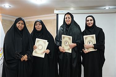 تصویر سفره امام رضا(ع) در پایتخت؛ گردهمایی خادمان آبشار عاطفه‌ها برای رفع محرومیت