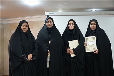 تصویر سفره امام رضا(ع) در پایتخت؛ گردهمایی خادمان آبشار عاطفه‌ها برای رفع محرومیت